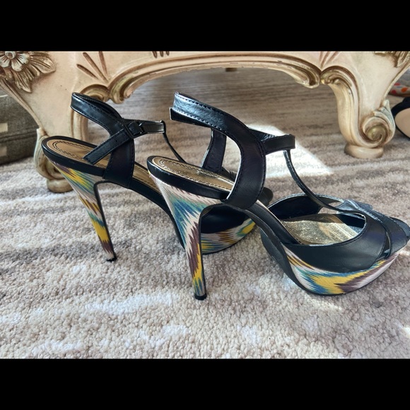 Anne Michelle 5 inch heel leather top & multicolor heel/ platform - size 9 - Picture 9 of 17